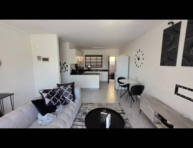 3 BEDROOM HOUSE FOR SALE IN ESCOMBE